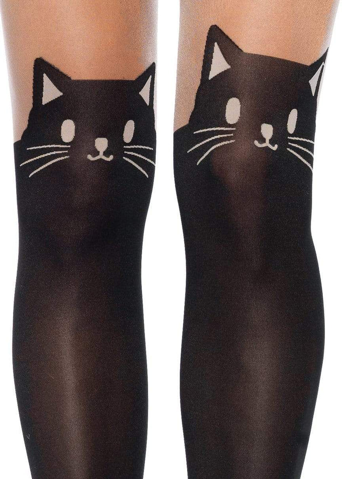 model wearing pantyhose