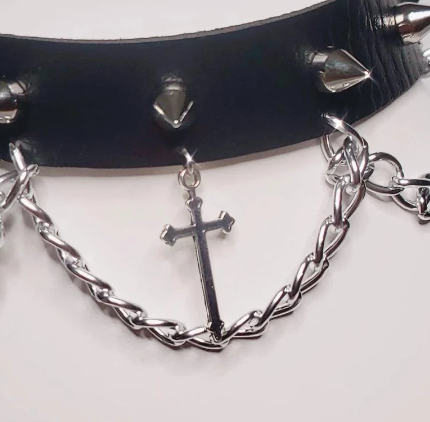 front of collar on mannequin