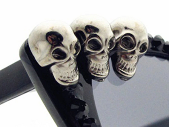 up close details of the skulls