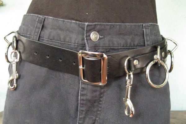 mannequin showing front of belt