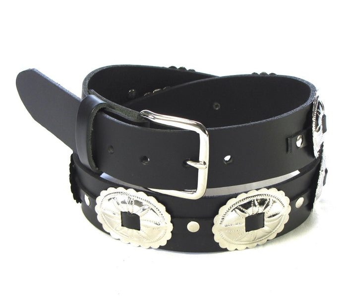 belt on display
