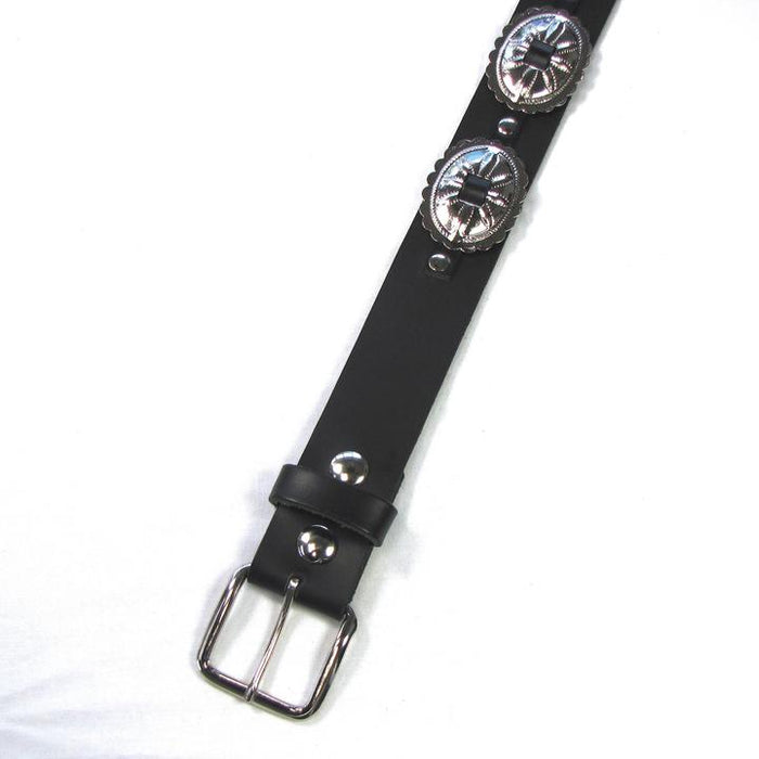 belt on display