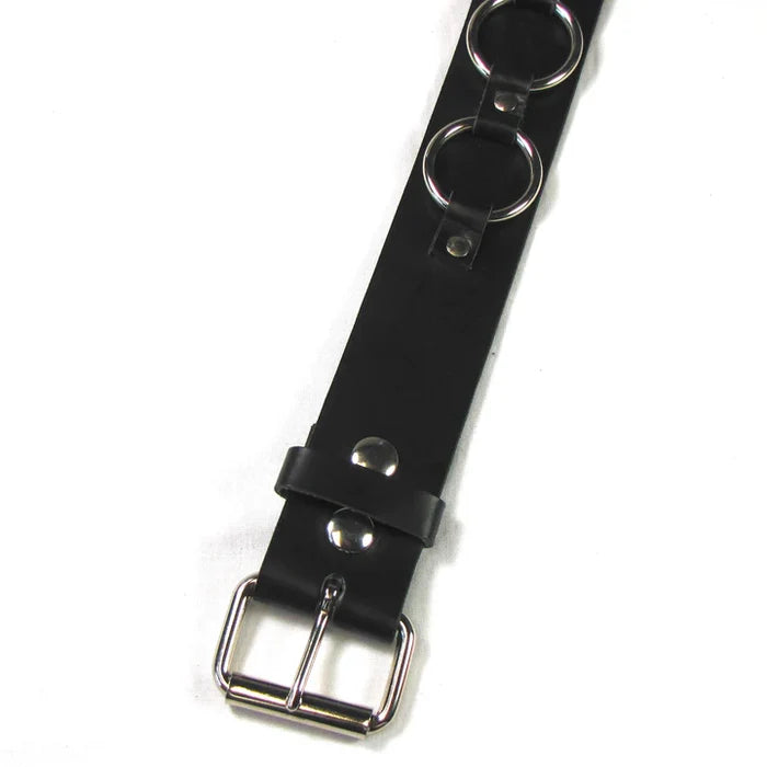belt on display