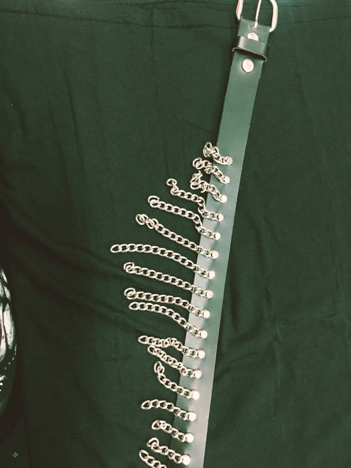 belt on display