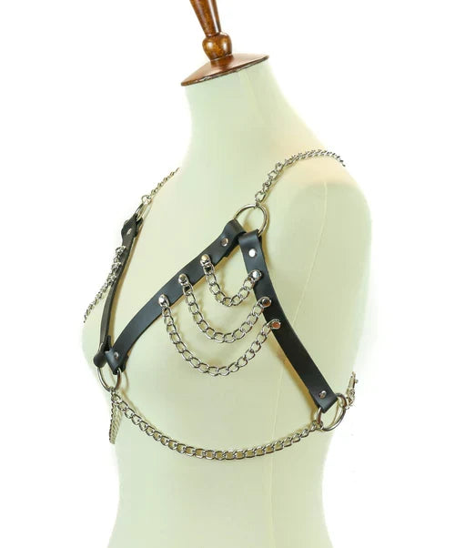 side of harness on mannequin