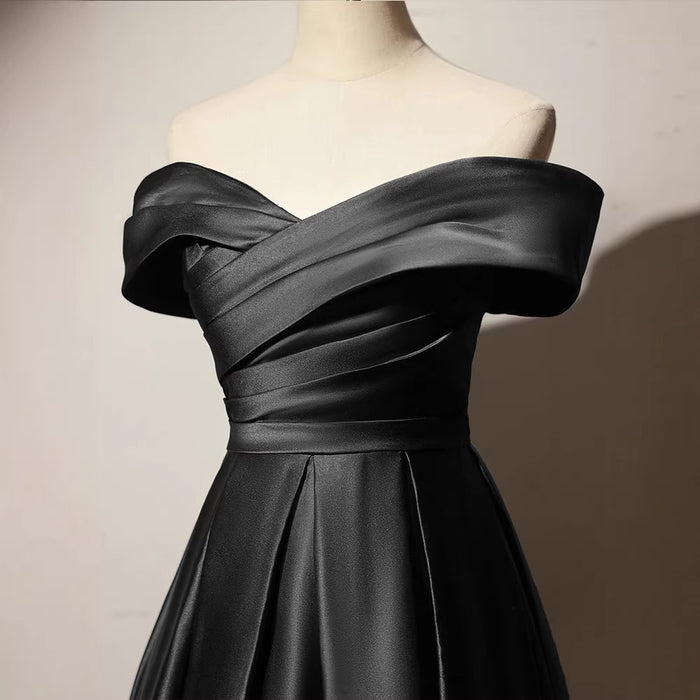 Black Off-Shoulder Evening Dress | Satin Corset Formal Gown with Sweetheart Neckline | Vintage A-Line Party Dress