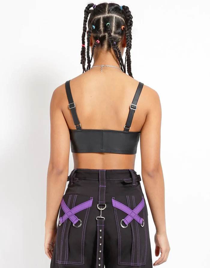 model showing back of top