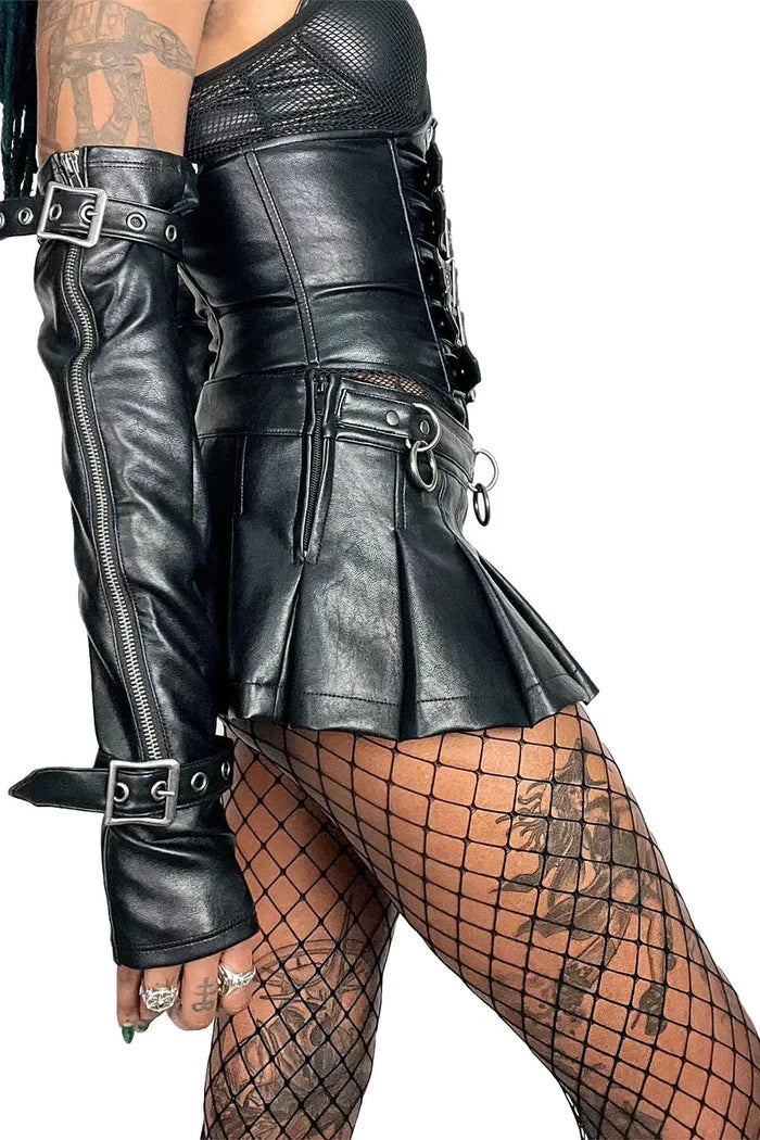 model wearing gloves