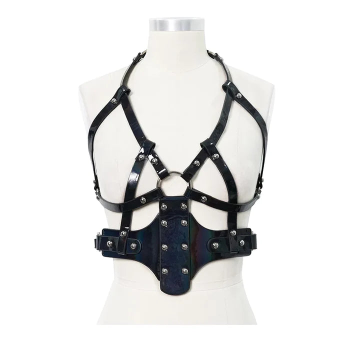 front of harness on mannequin