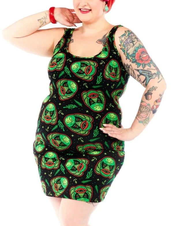 model showing front of dress
