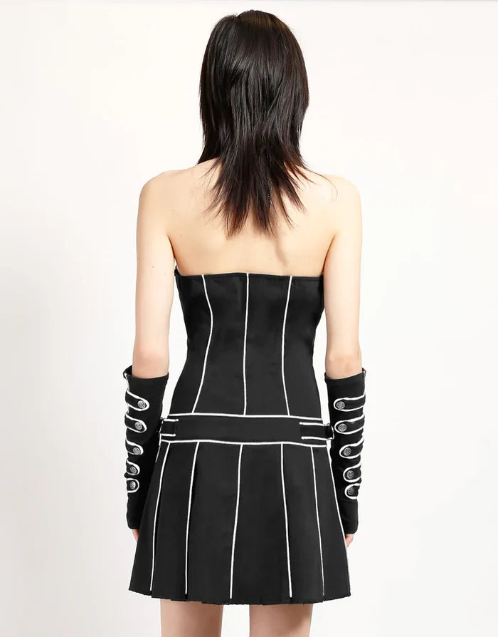 model showing back of dress