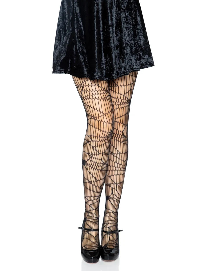 model showing front of pantyhose
