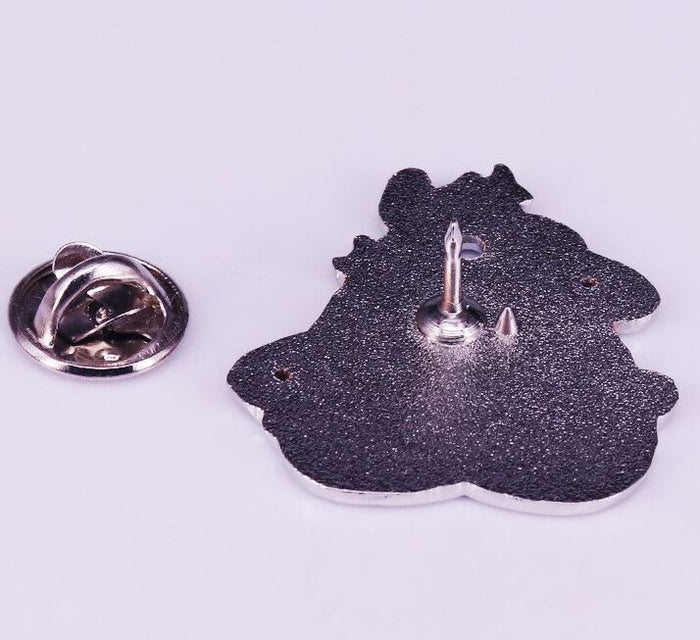 Metal clasp backside