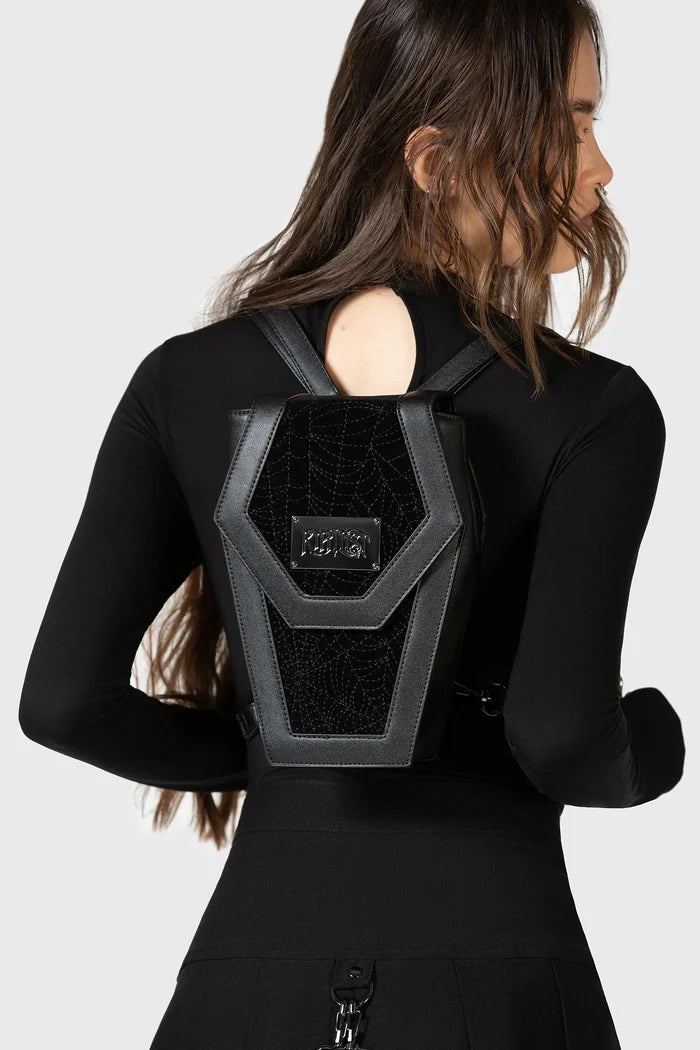 model wearing bag
