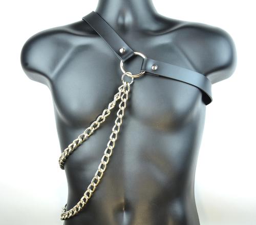 mannequin showing harness