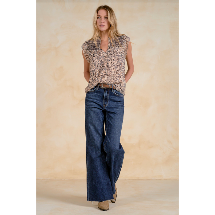 Elan Cap Sleeve V-Neck Blouse - Abstract Animal Print