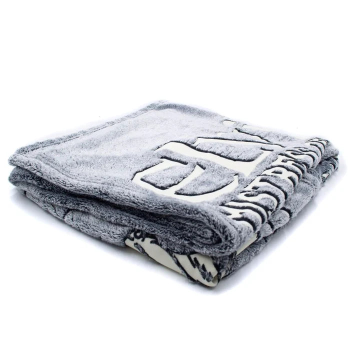 throw blanket folded up