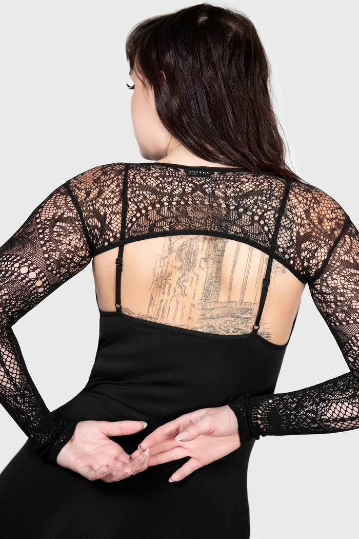 model showing back of top