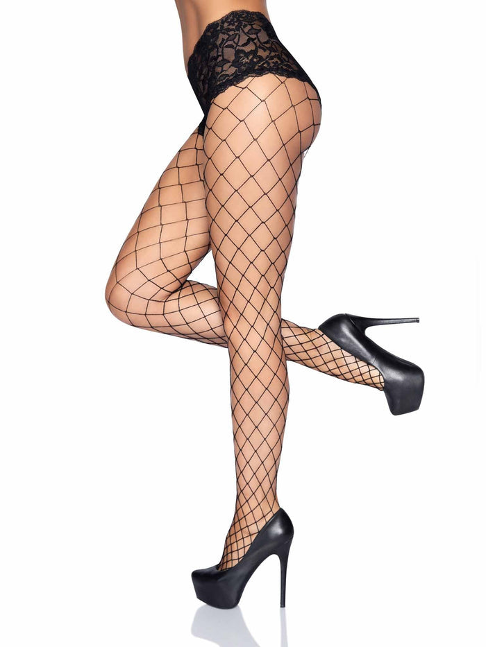 model wearing pantyhose