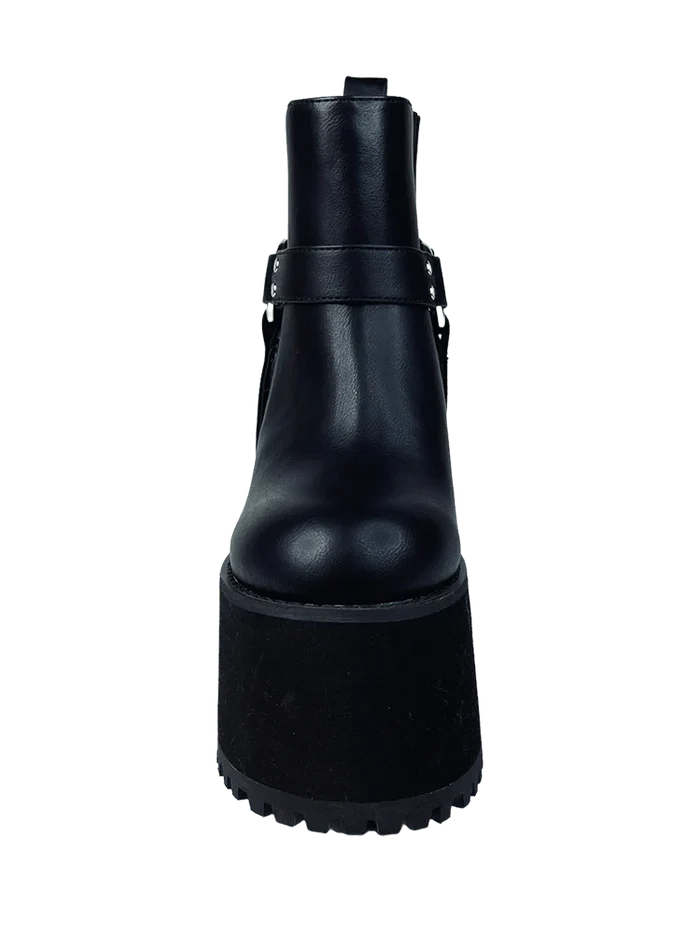 front of boot on display