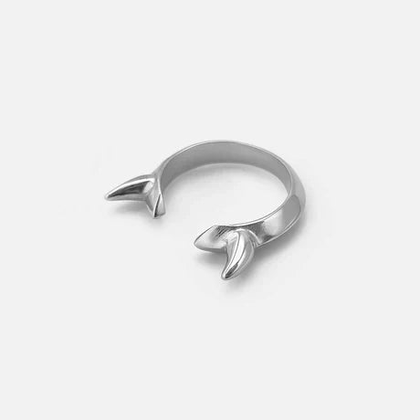 ring on display
