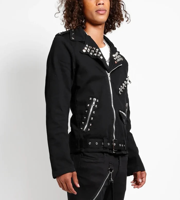 model showing side of jacket