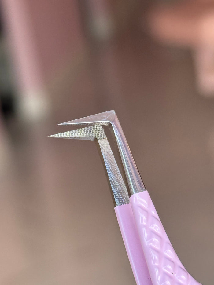 L shaped skinny 90 degree tweezer