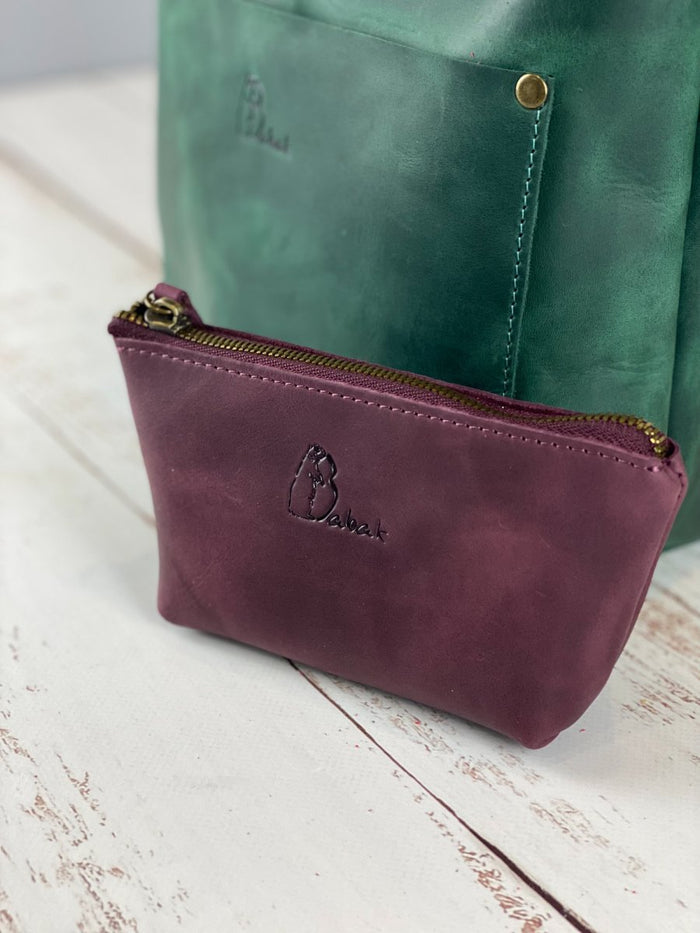 Leather cosmetic bag