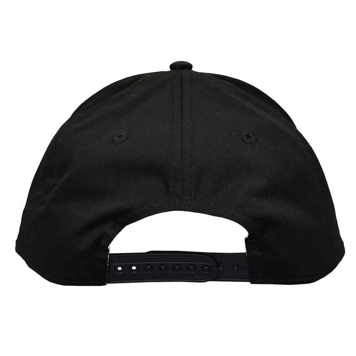 hat on display