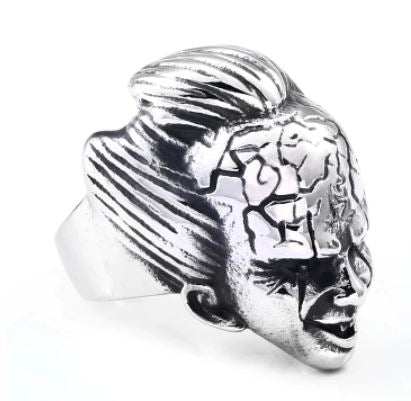 silver colored pennywise the clown head ring