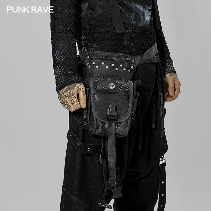 model showing side of bag