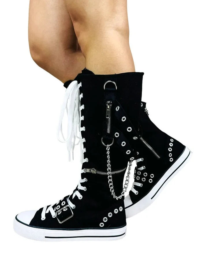 model showing front of shoes