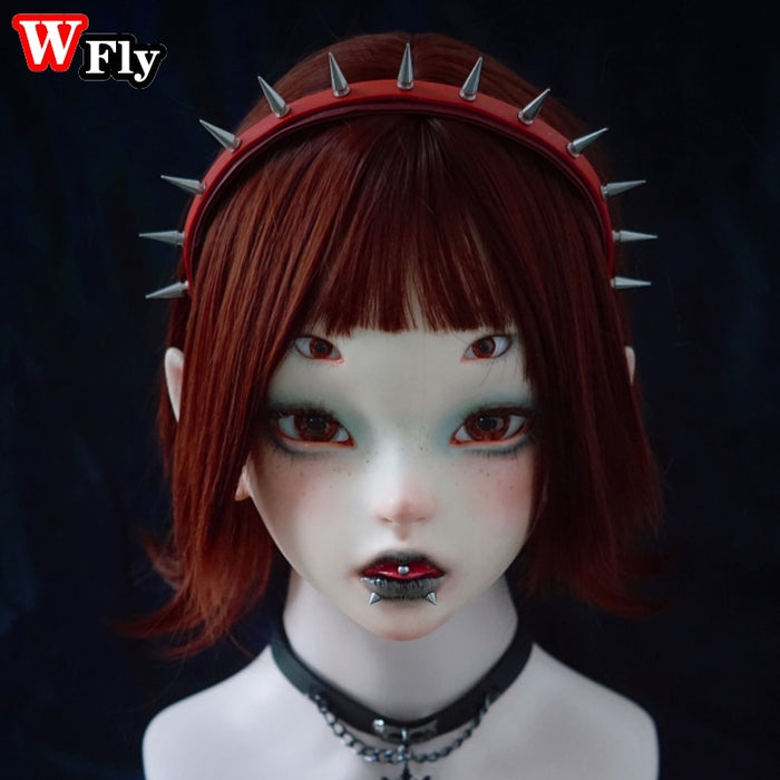 hairband on display on mannequin