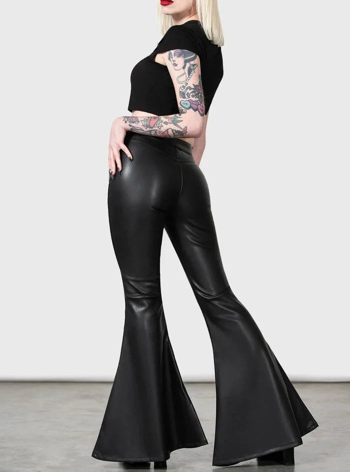 model showing back of pants