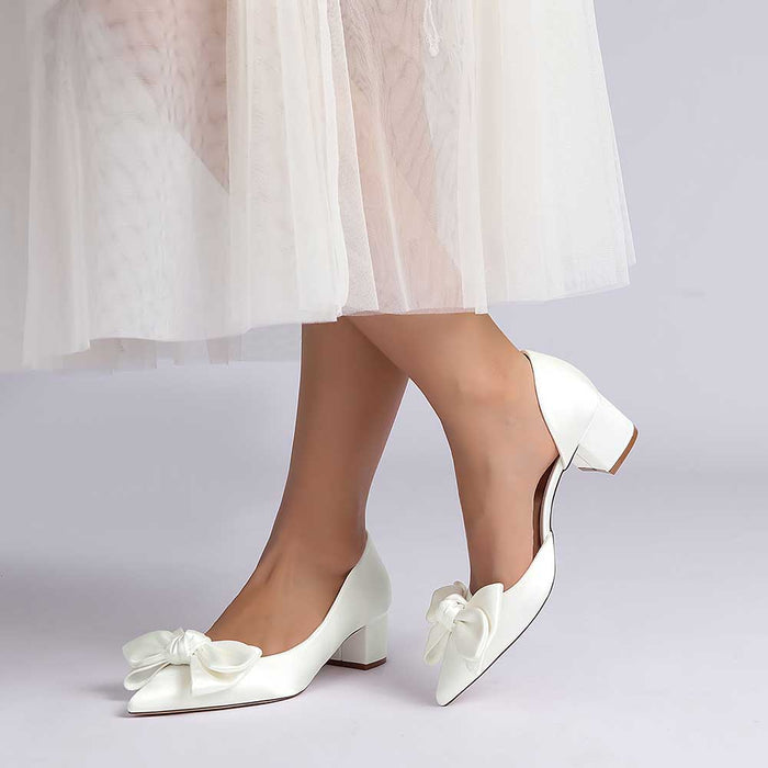 Elegant mid heel bridal shoes with bow in white, perfect for weddings and special occasions