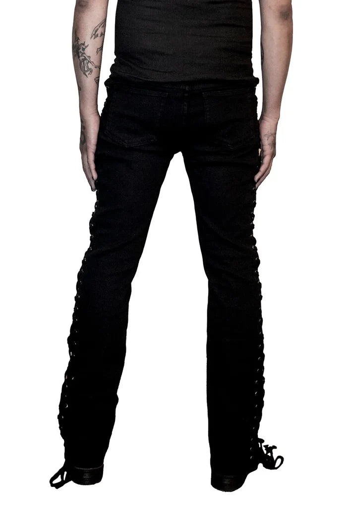 model showing back of pants