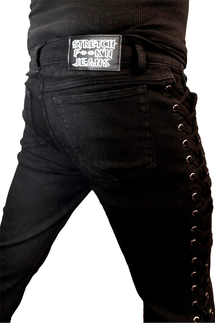 model showing back of pants
