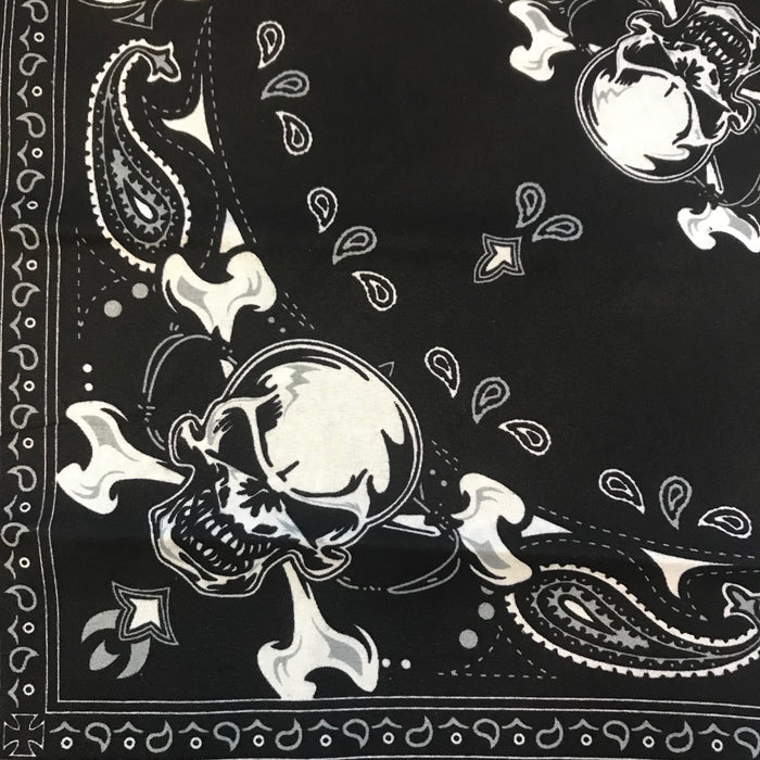 Black bandana with skull and crossbones paisley print.