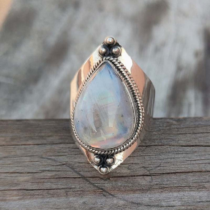 ring on display