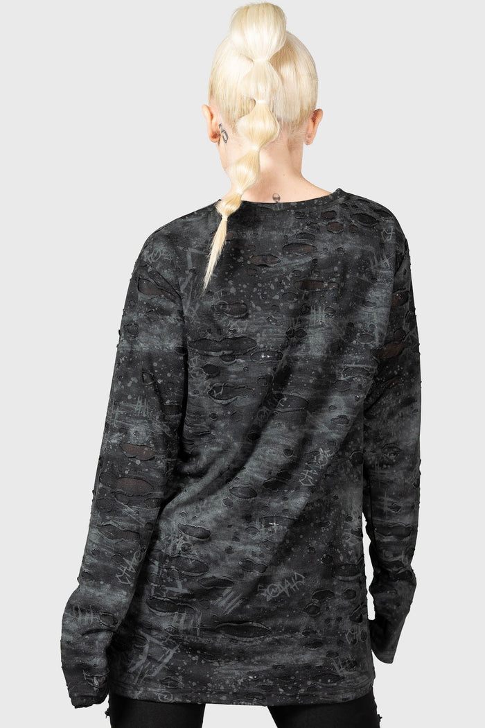 model showing back of top