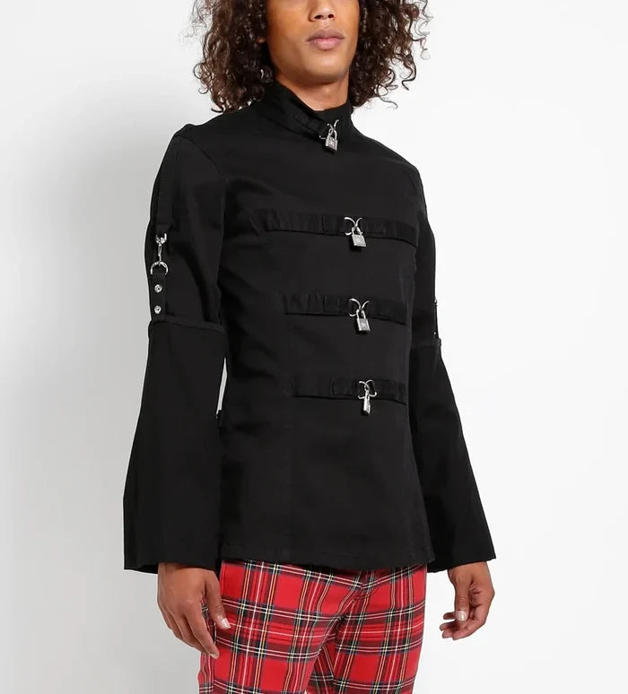 model showing side of jacket