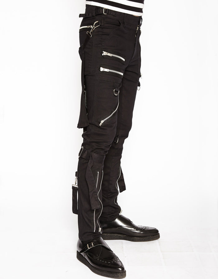 model showing side of pants