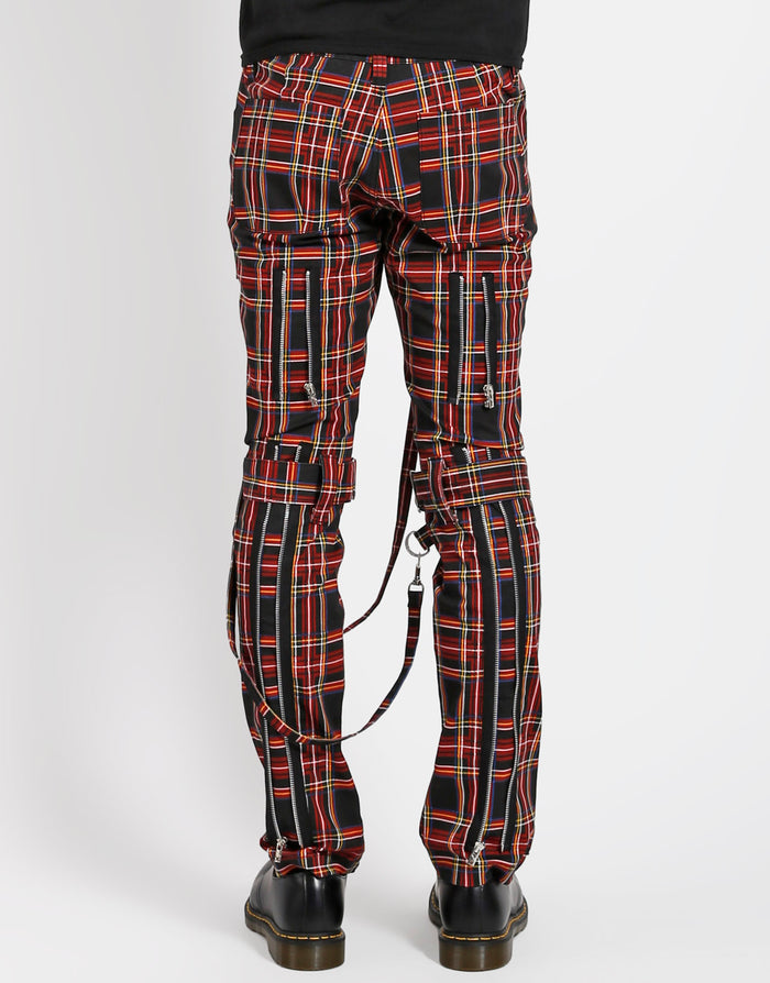 model showing back of pants