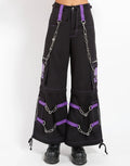 model showing front of pants