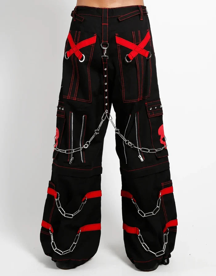 model showing back of pants