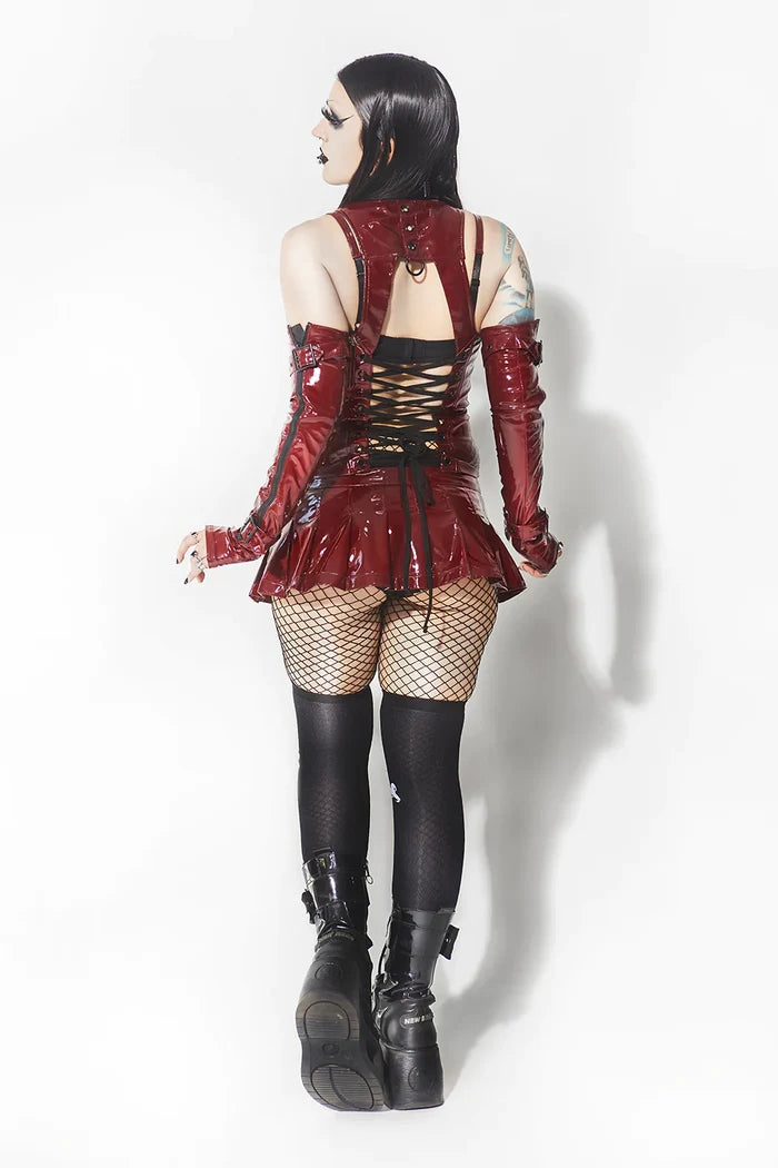 model showing back of skirt