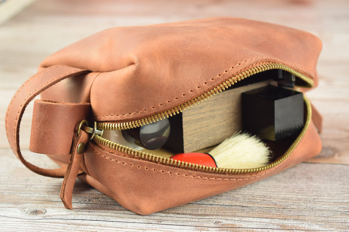 Vertical cosmetic bag in three sizes
